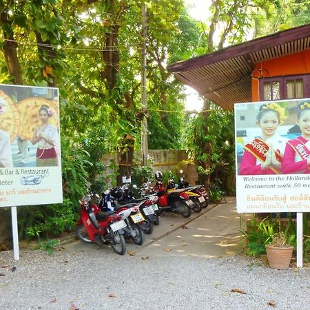 Hollanda Montri Guesthouse Chiang Mai Luaran gambar